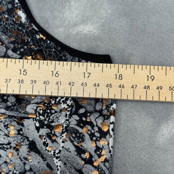 NWT Fabletics Eiffel Printed Tank Womens Size L Sport Performance - Picture 5 of 6